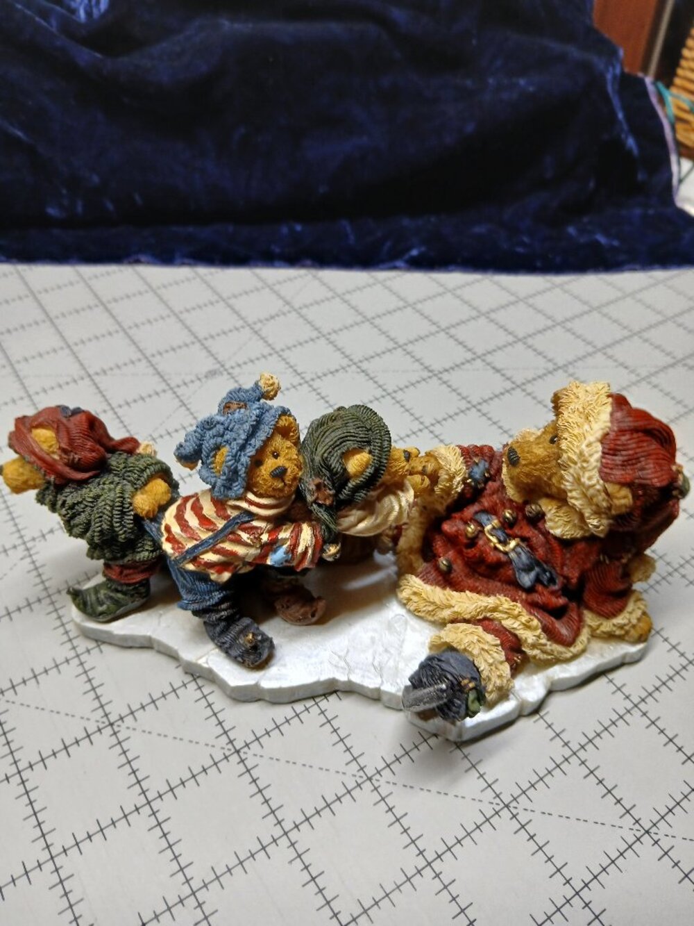 Boyd's Bears S.C, Frostybuns with Pull, Tug & Yank...Triple Clutz